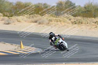 media/Jan-12-2025-CVMA (Sun) [[be1d2b16e3]]/Race 3-Amateur Supersport Middleweight/